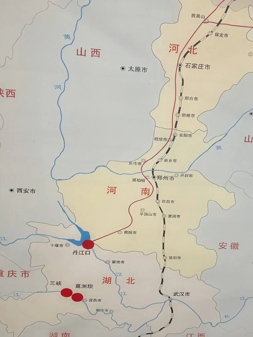 A map in the museum showing rivers and cities across China